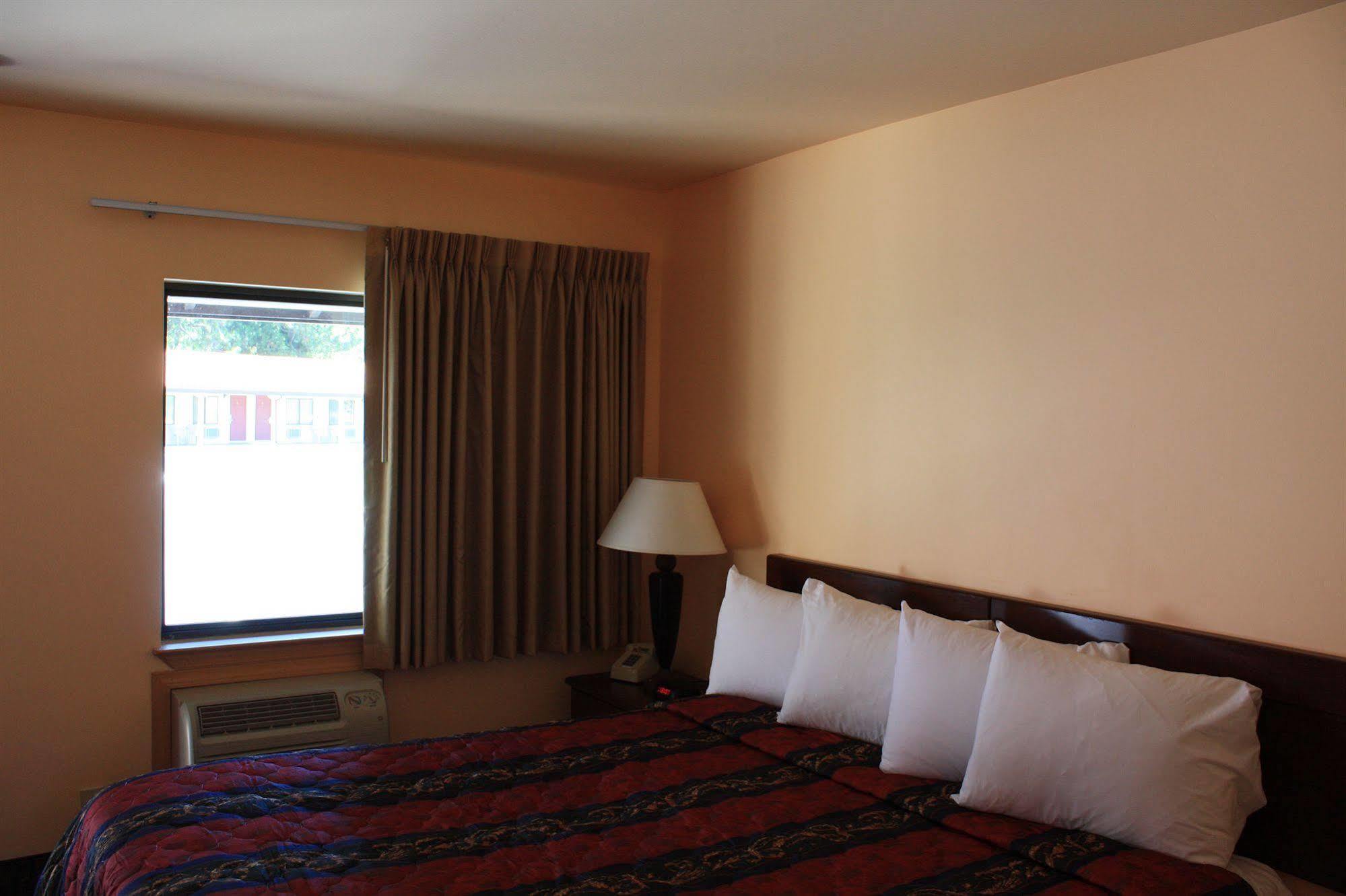 Gold Trail Motor Lodge Placerville Exterior photo